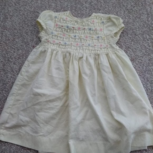 Pretty Laura Ashley Smocked Toddler Dress-Size 4T - Picture 1 of 3